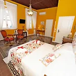 Palazzo Toraldo Di Francia 4* Tropea