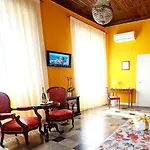 Palazzo Toraldo Di Francia Bed & Breakfast