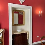 Palazzo Toraldo Di Francia Bed & Breakfast 4*