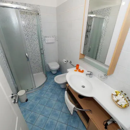 ベッド・アンド・ブレックファスト Palazzo Toraldo Di Francia 4*