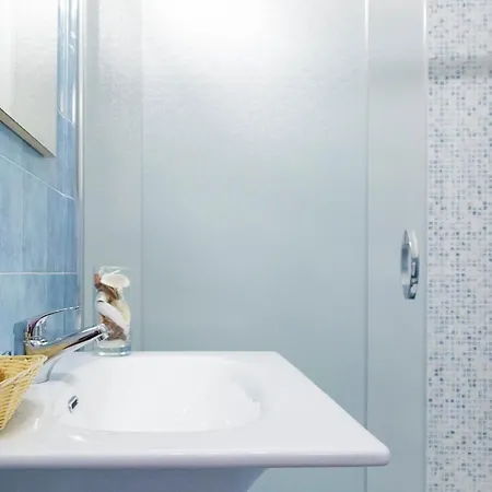Palazzo Toraldo Di Francia Bed & Breakfast Tropea