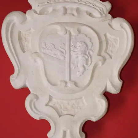 ベッド・アンド・ブレックファスト Palazzo Toraldo Di Francia 4*