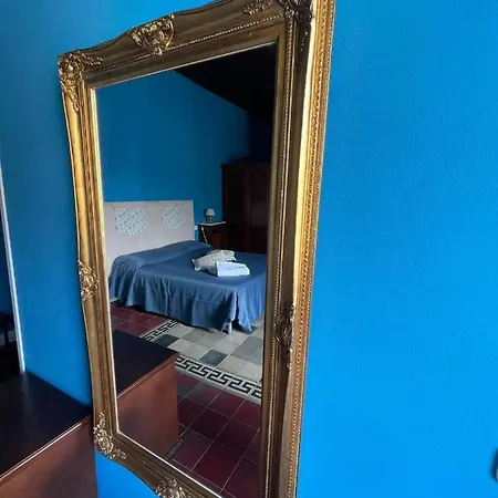 Palazzo Toraldo Di Francia B&B