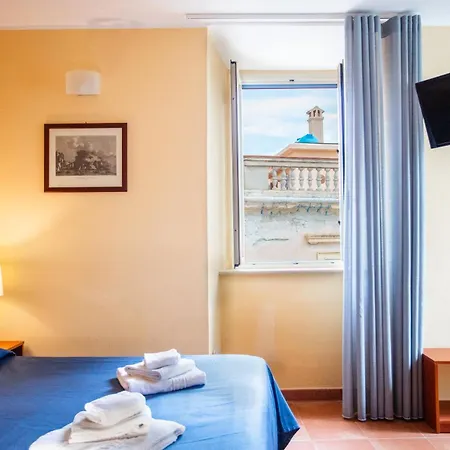 Palazzo Toraldo Di Francia 4*