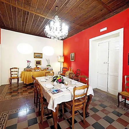 Bed & Breakfast Palazzo Toraldo Di Francia Tropea