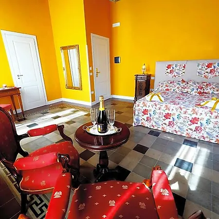 Bed & Breakfast Palazzo Toraldo Di Francia