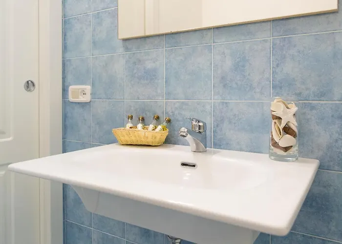 לינה וארוחת בוקר Palazzo Toraldo Di Francia