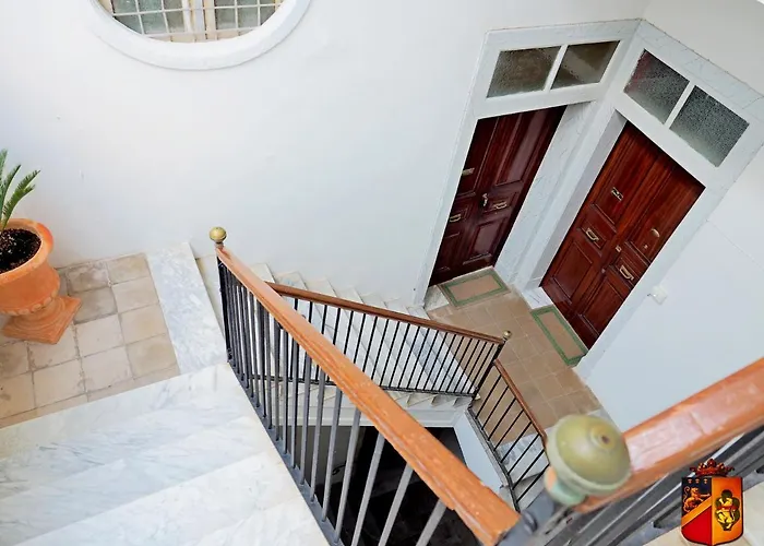 Palazzo Toraldo Di Francia טרופאה