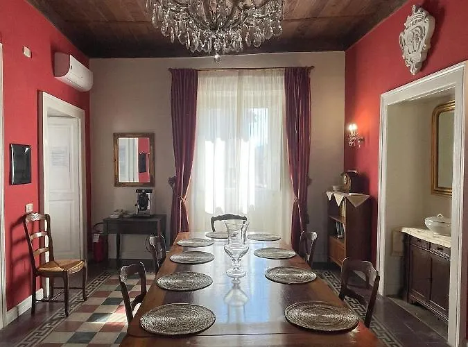 Palazzo Toraldo Di Francia לינה וארוחת בוקר טרופאה