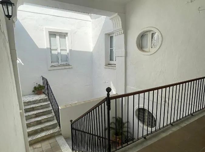 Palazzo Toraldo Di Francia טרופאה